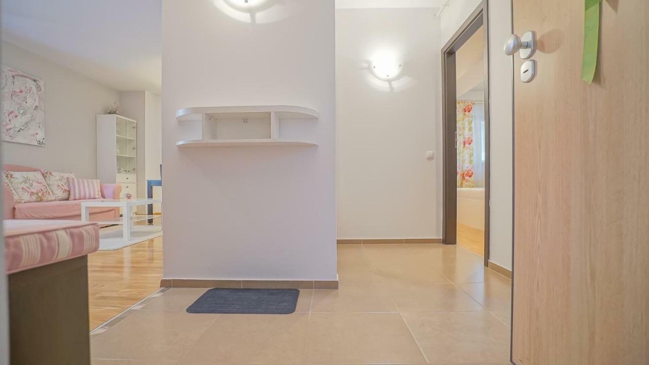 Cn2I Luxury Accommodation/Privilegio8 ブラショフ エクステリア 写真